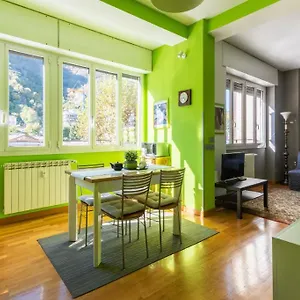  Appartamento Joivy Vibrant Studio Near Train Station