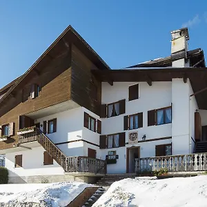 https://villa-casanova-cortina-dampezzo.hotelinveneto.com